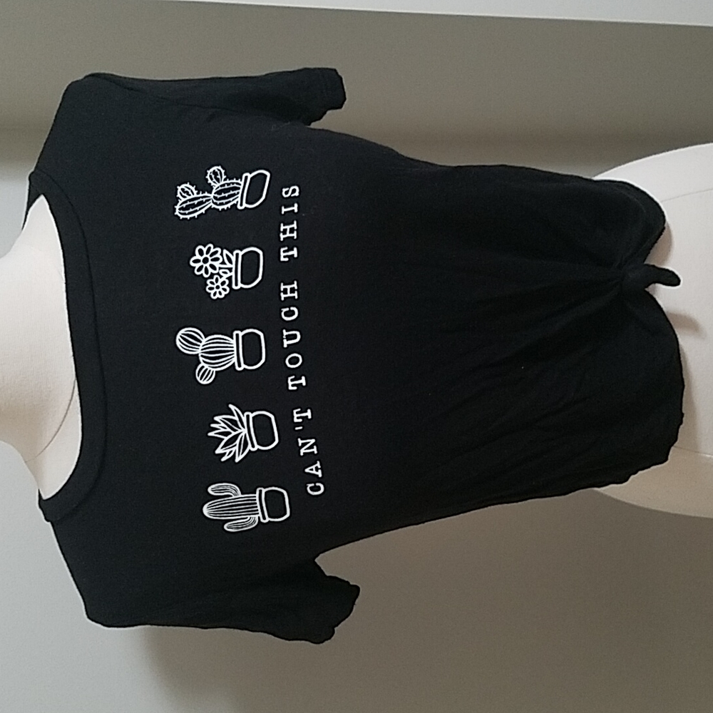 Cant Touch This cactus fashion tshirt size Small